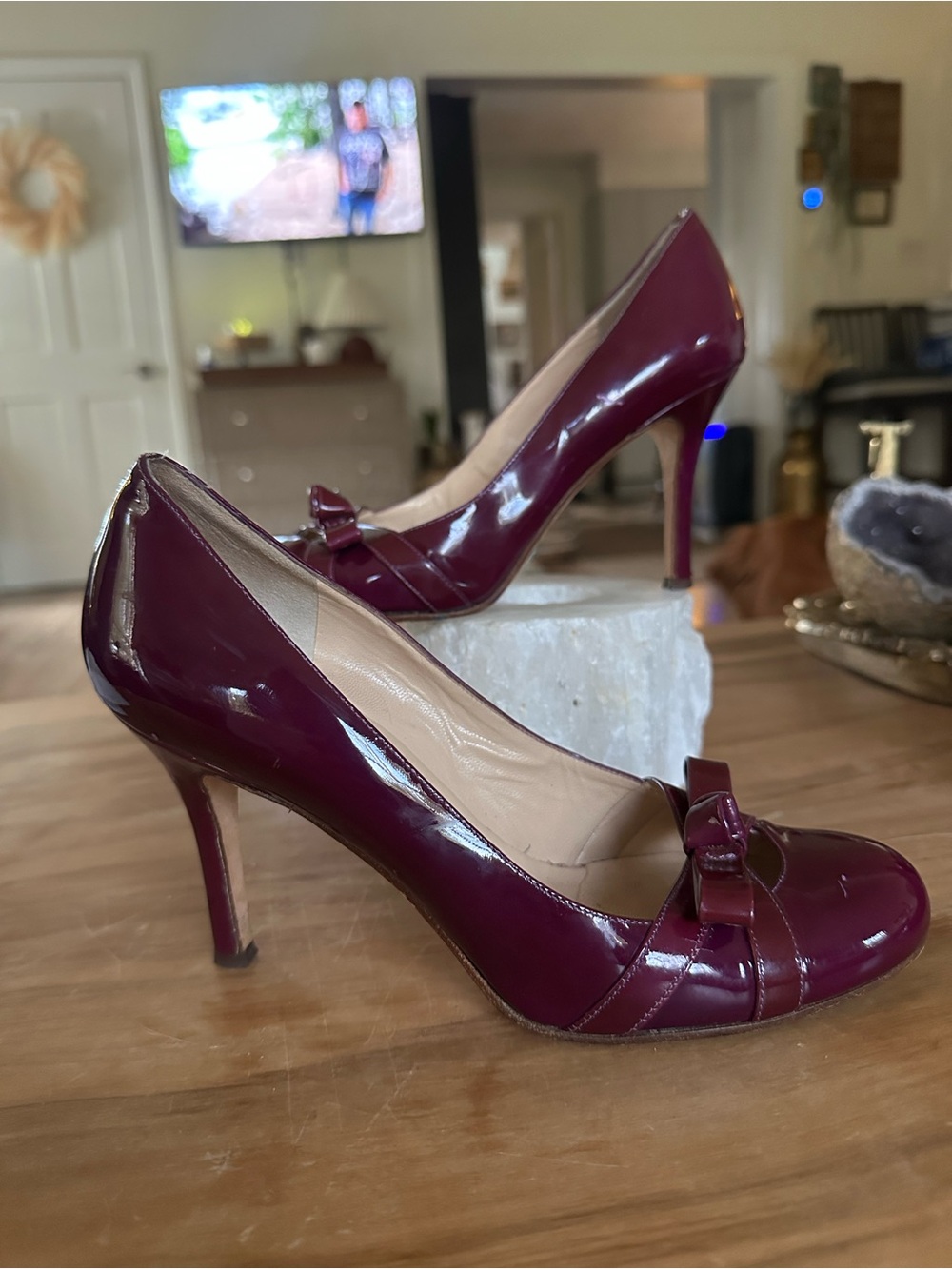 kate spade Patent Burgundy Bow Pumps Size 6.5 used